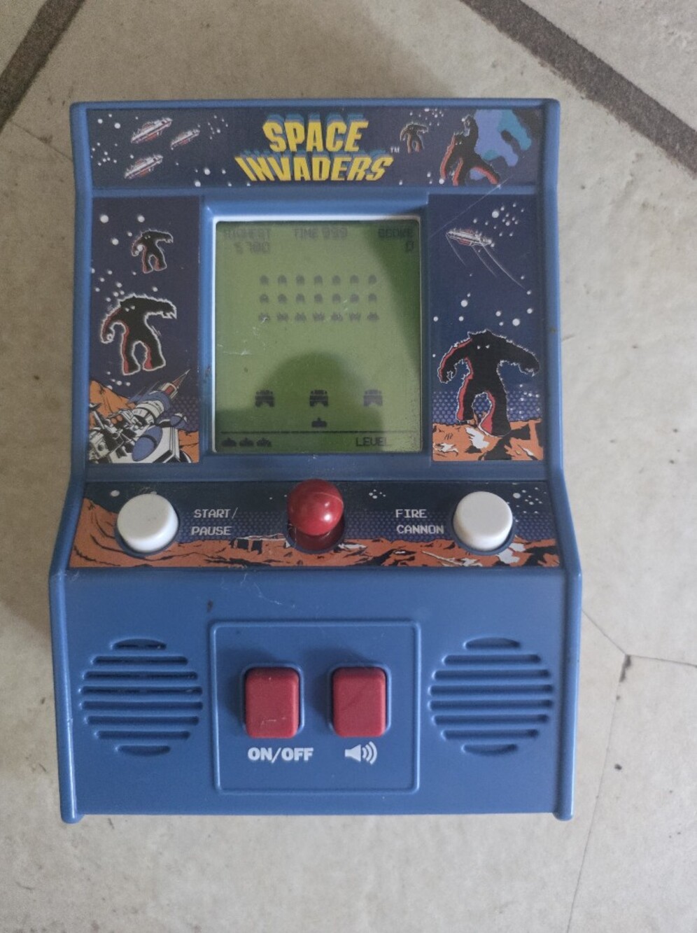 Arcade Space Invaders 2016 Handheld Mini Game Fun Tested & Working!